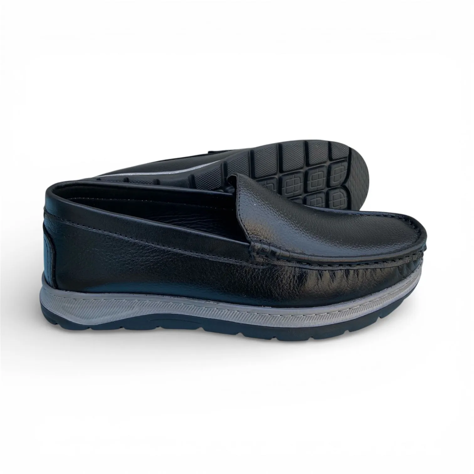 CLASSIC LEATHER LOAFER (BLACK) - Image 2