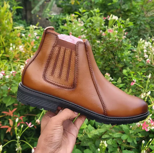 Premium Chelsea Boot - Image 2